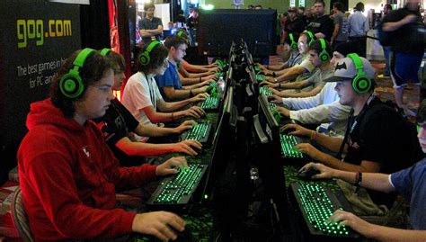 LAN Party Games .